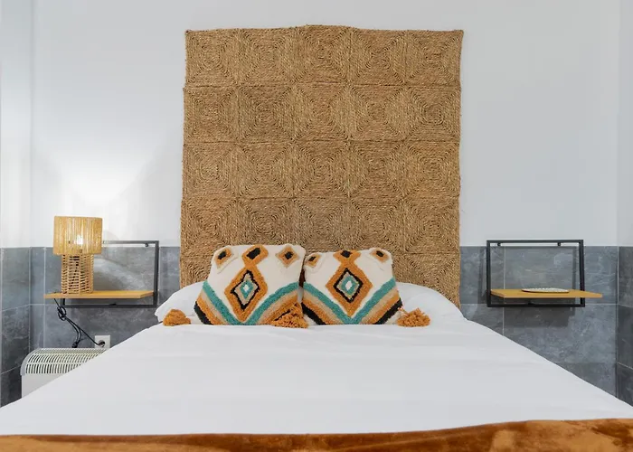 Panther Aladro Apartman